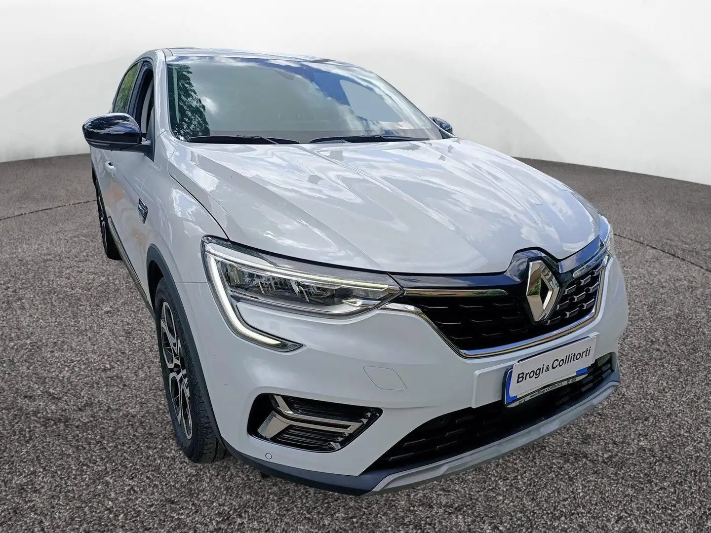 Renault Arkana 1.6 E-Tech full hybrid Intens 145cv Bianco - 1