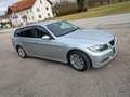 BMW 318 318d Silber - thumbnail 1