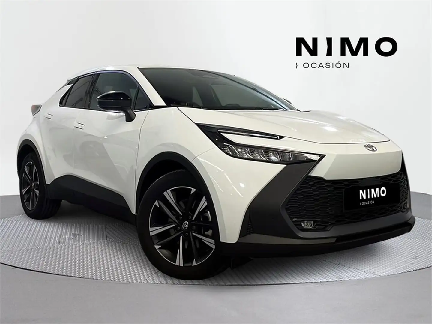 Toyota C-HR 2.0 220PH Advance - 1