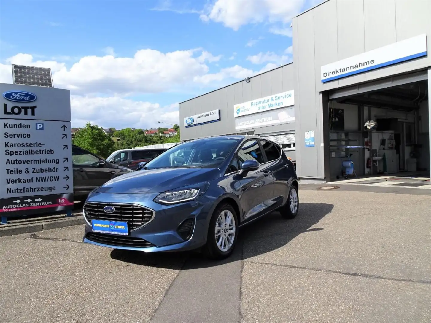 Ford Fiesta Titanium *LED*TEMPO*KLIMAAUT*WINPAK*PDC* Blau - 2