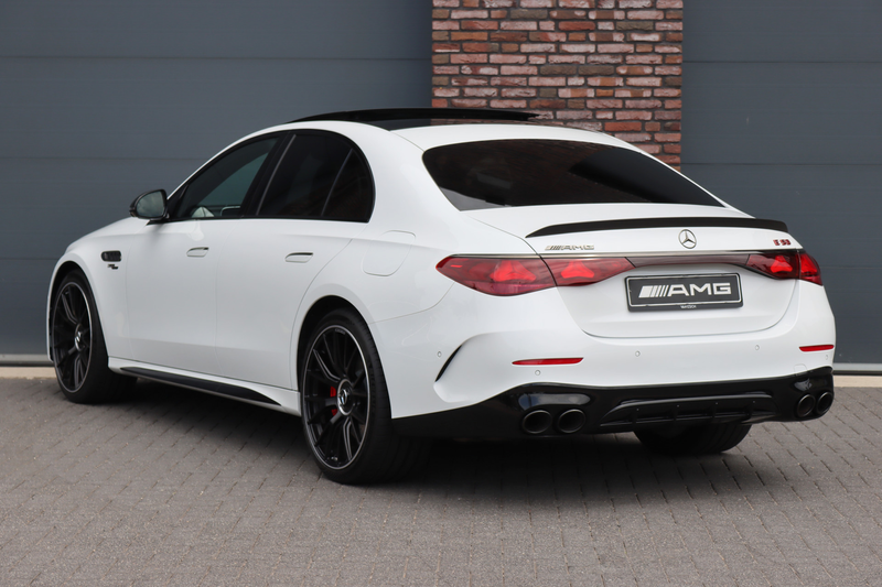 Mercedes-Benz E 53 AMG 4MATIC+ Premium | 612pk | Hyperscreen | Achterasbe — photo 5