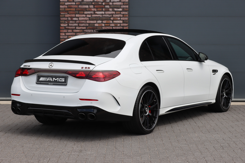 Mercedes-Benz E 53 AMG 4MATIC+ Premium | 612pk | Hyperscreen | Achterasbe — photo 7