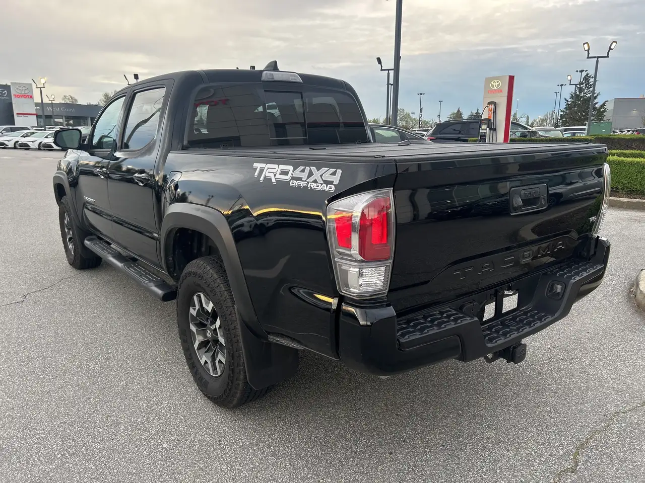 Toyota Tacoma снимка Toyota Tacoma