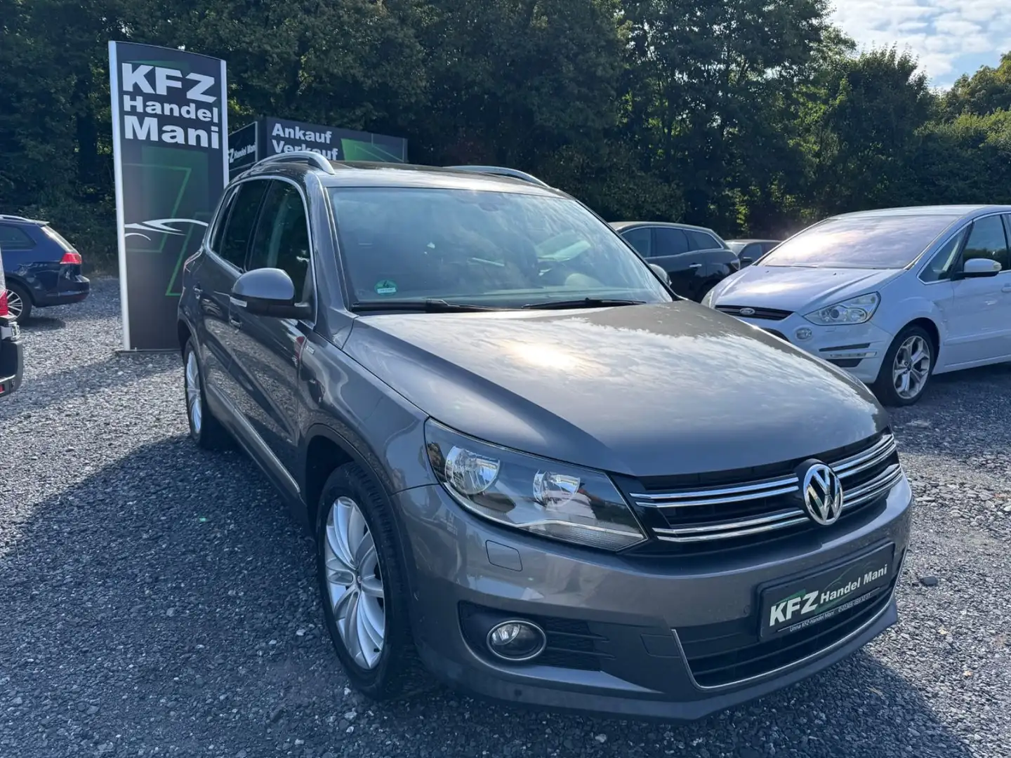 Volkswagen Tiguan Cup Sport & Style BMT Grau - 1