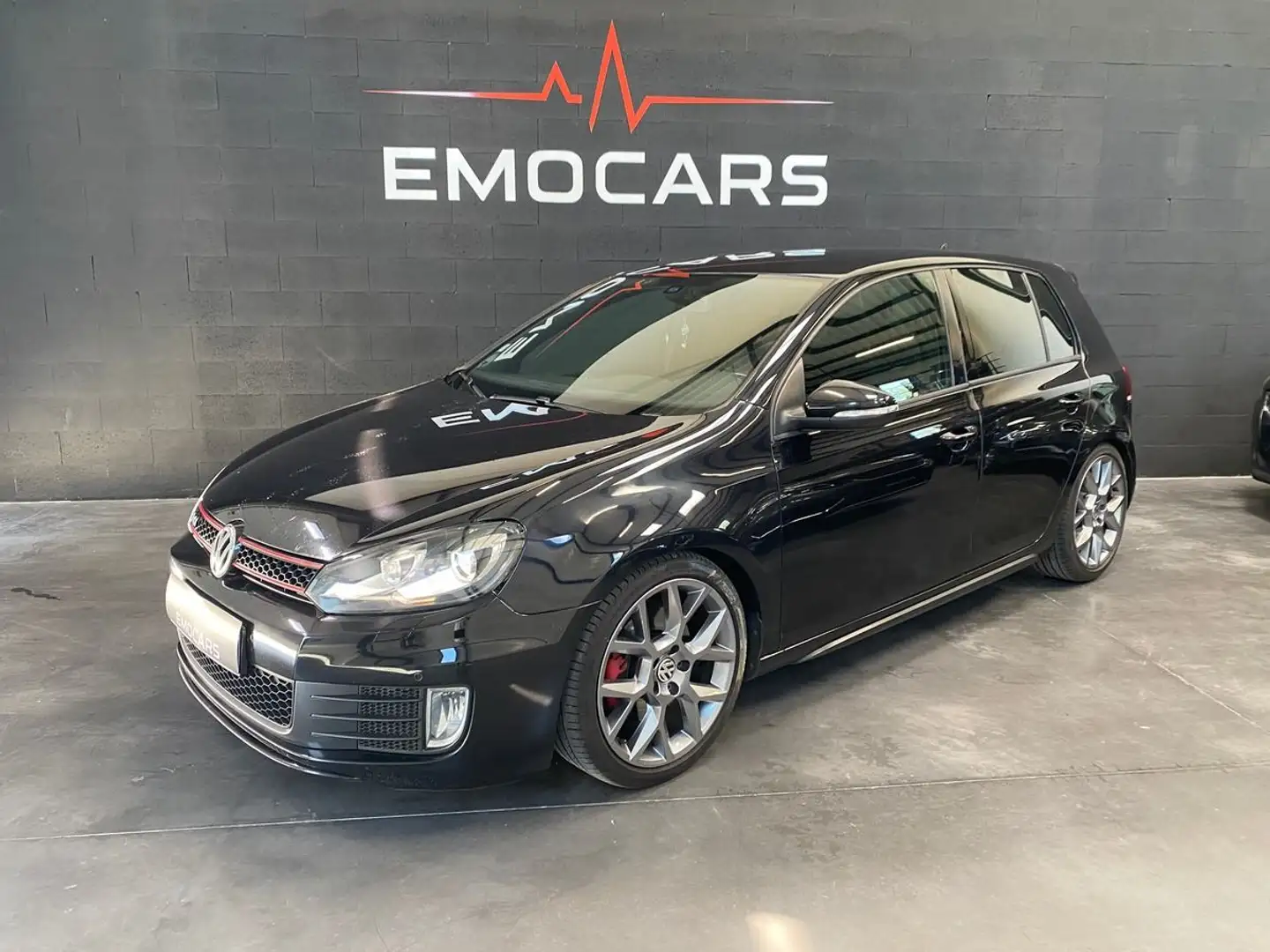Volkswagen Golf GTi 210 Noir - 2