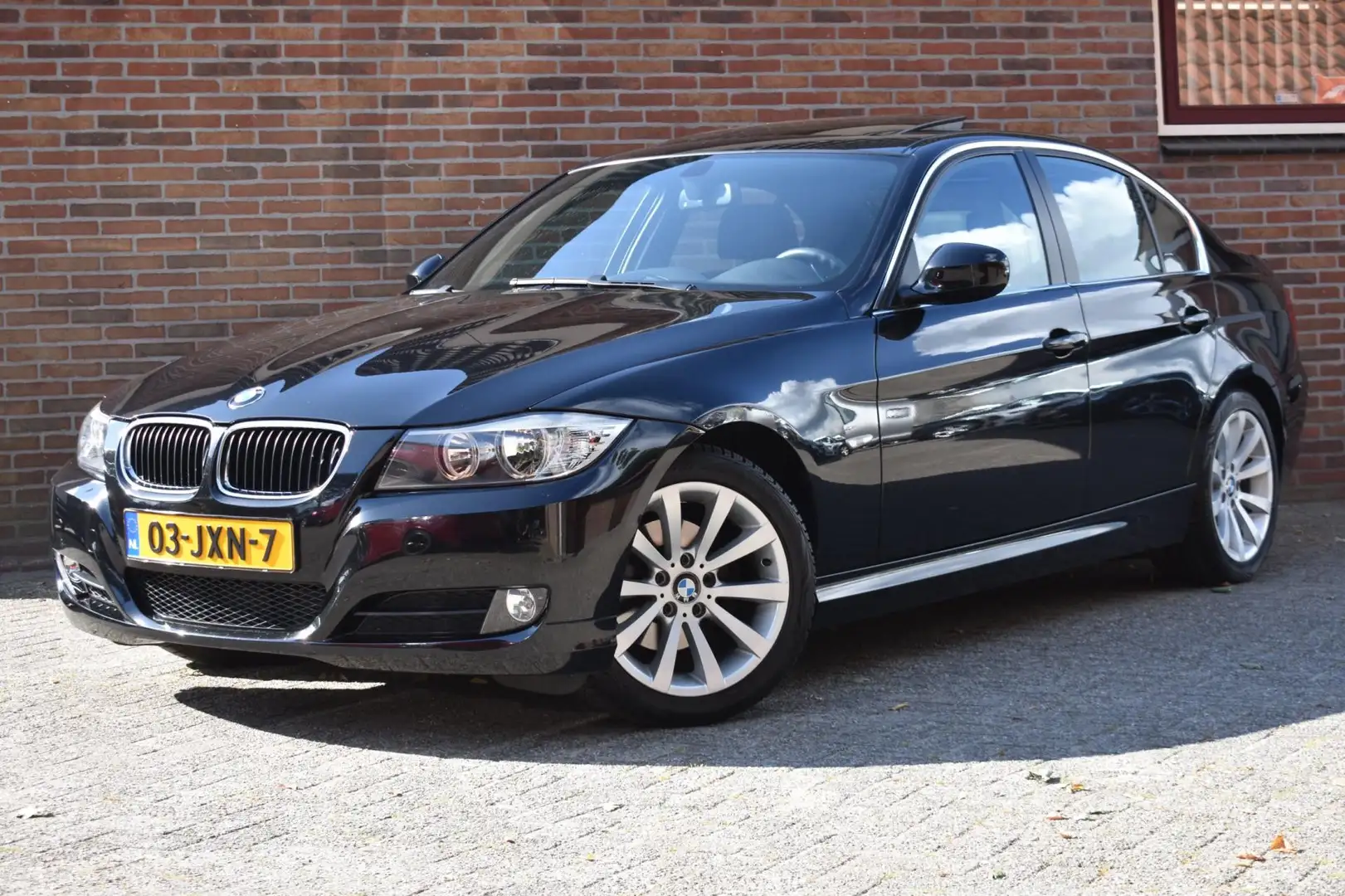BMW 320 3-serie 320i Business Line '09 Navi Clima Cruise I Zwart - 1