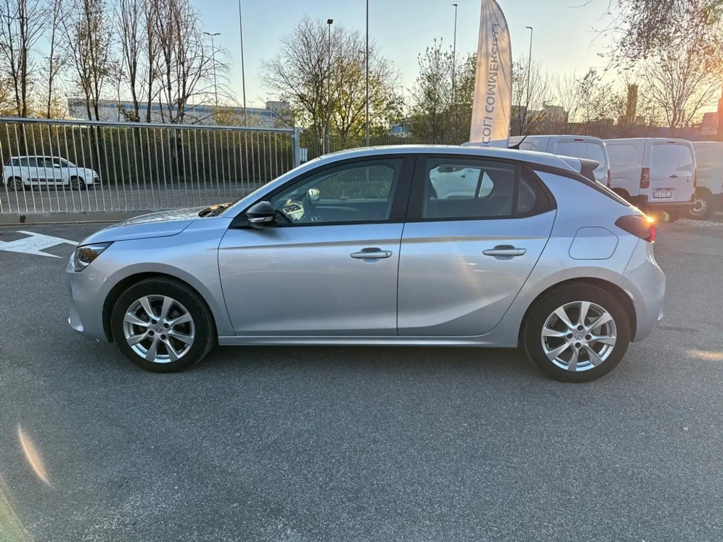 Opel Corsa 1.2 75cv Edition MT5 Grigio - 2