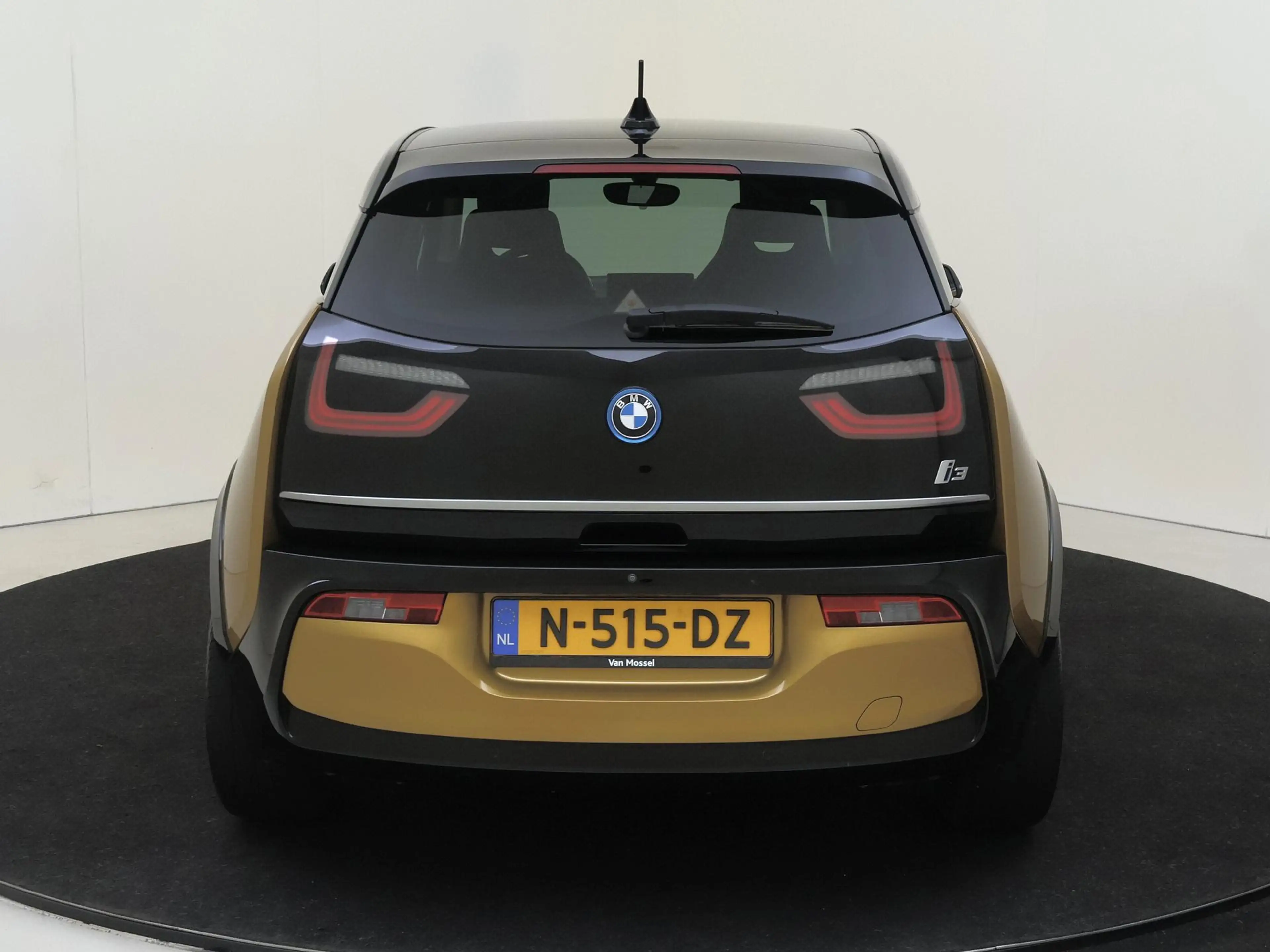 BMW i3 Executive Edition 120Ah 42 kWh | Navigatie | Parke — photo 7
