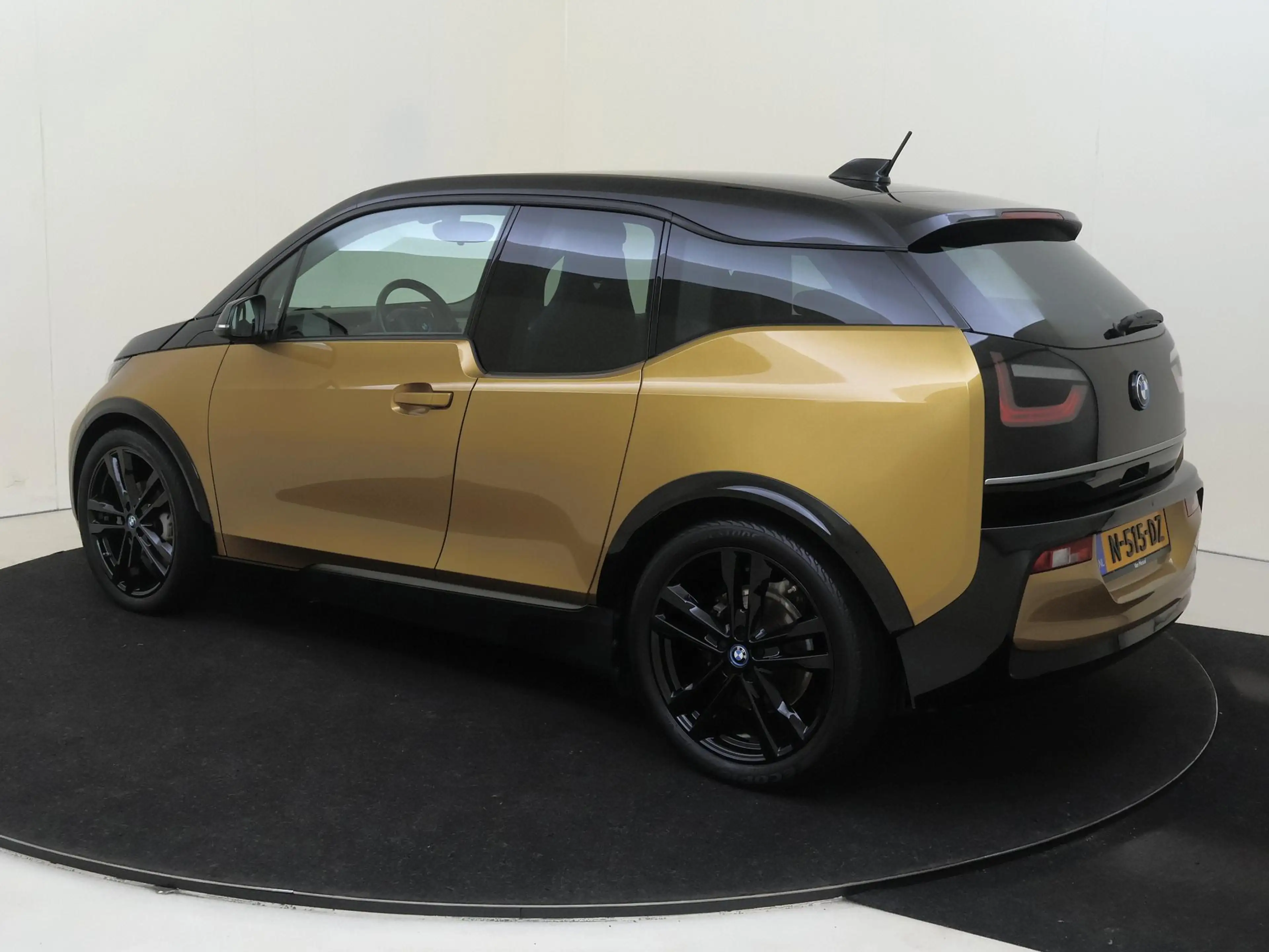 BMW i3 Executive Edition 120Ah 42 kWh | Navigatie | Parke — photo 3