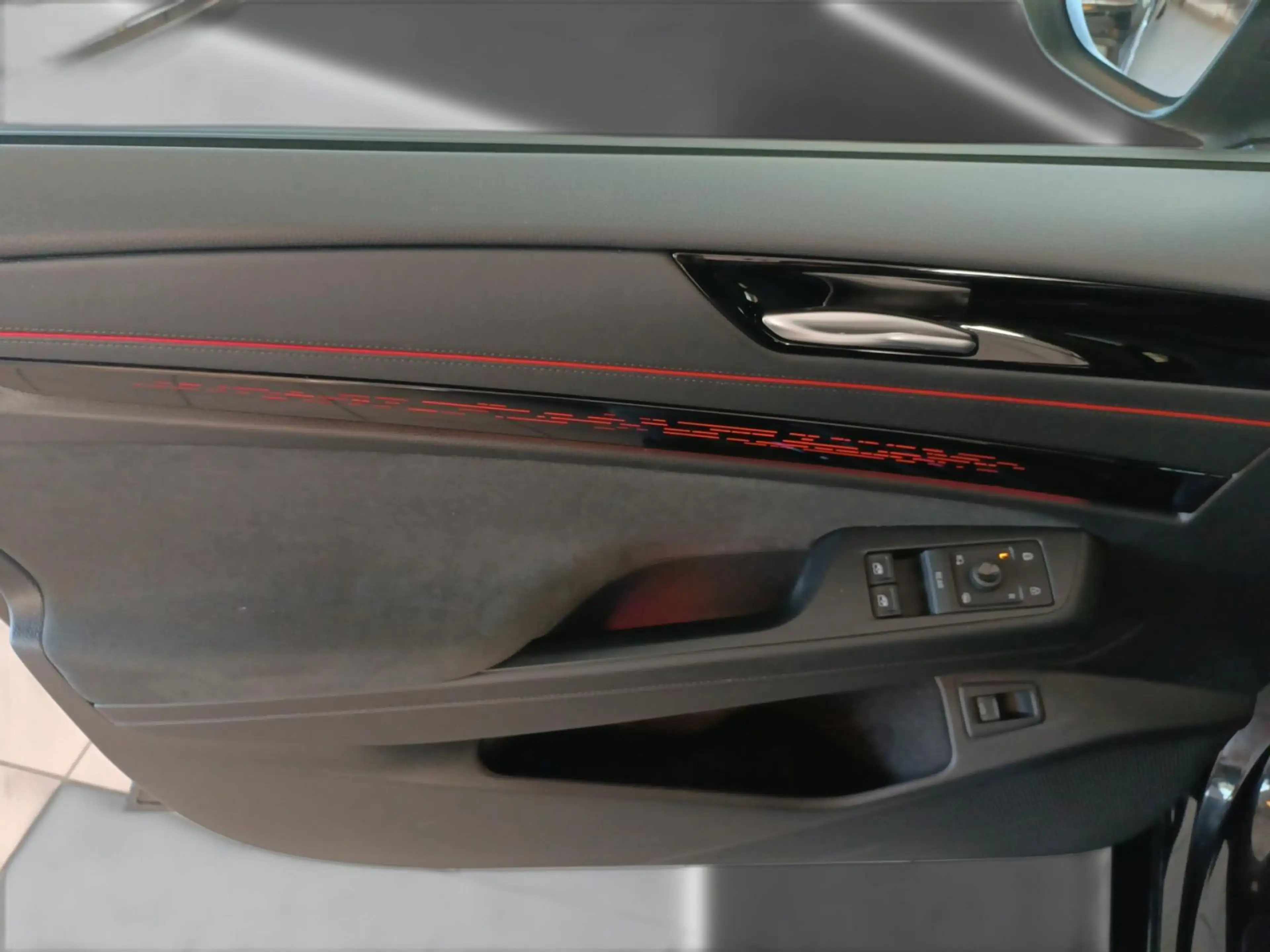 Volkswagen ID.7 GTX *PANO*IQ-MATRIX*AHK*360°*WärmeP* — photo 23