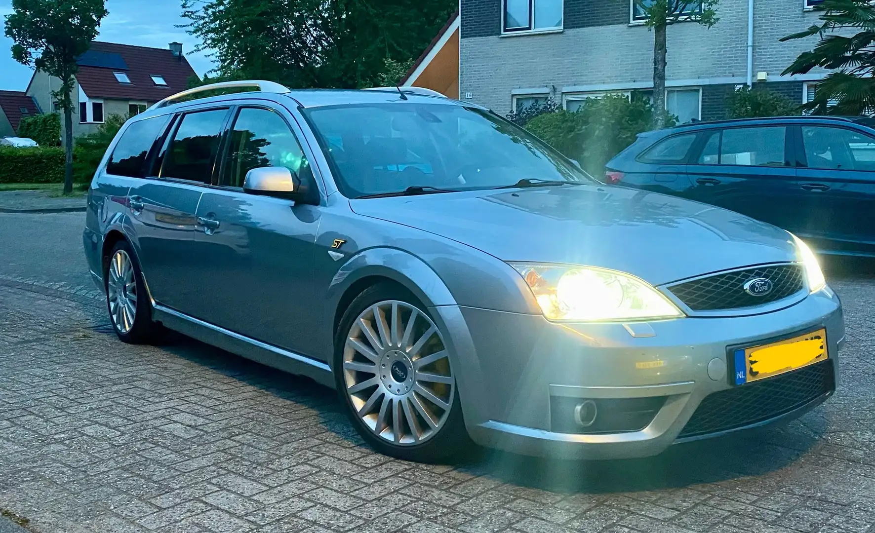 Ford Mondeo Mondeo 3.0 V6 ST220 Argent - 1