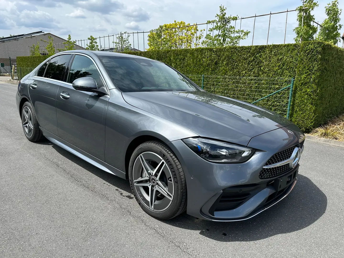 Mercedes-Benz C 300 PHEV e AMG Line (230 kW) Grijs - 2