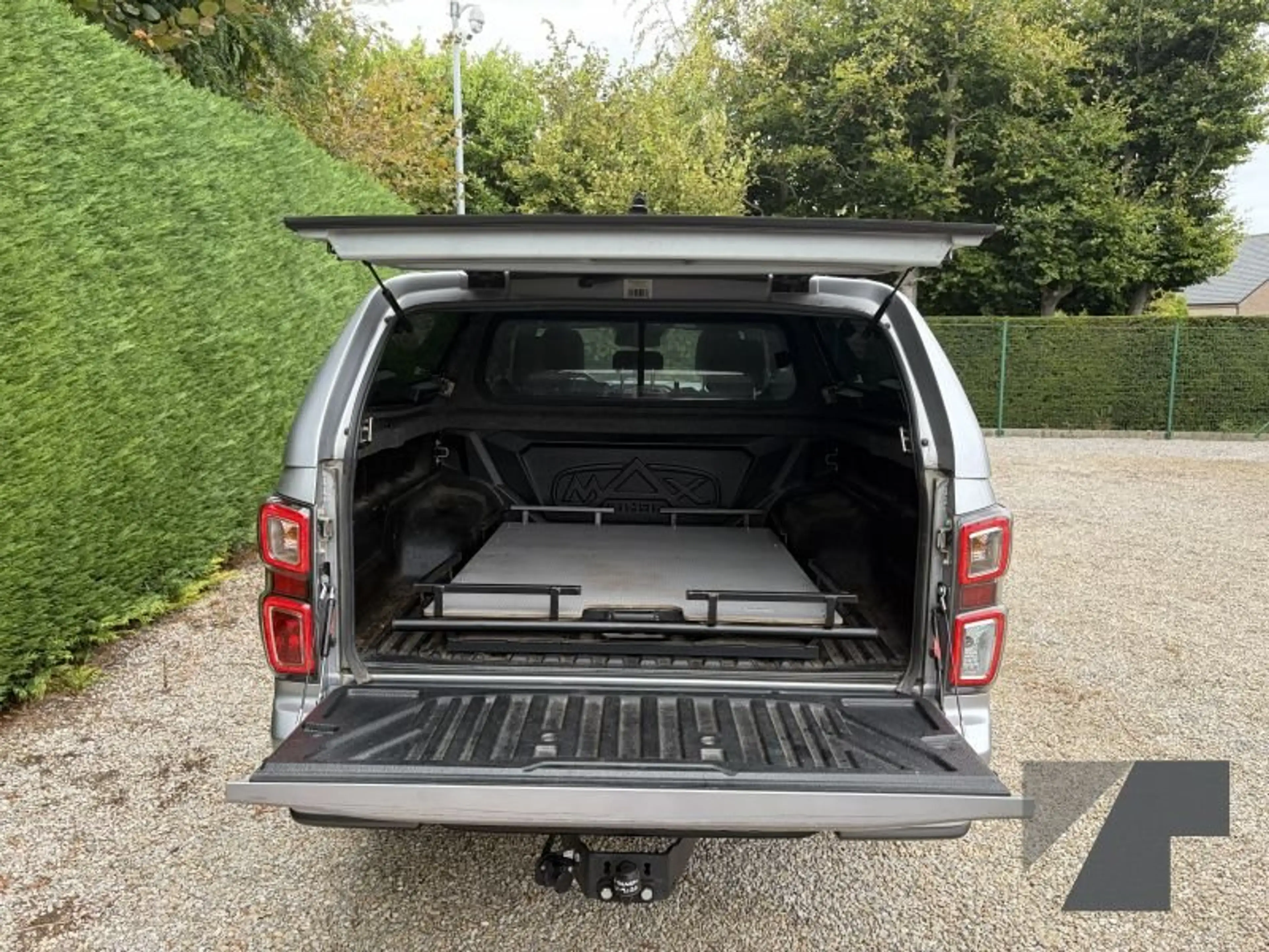 Isuzu D-Max Double Cab 4WD Vcross — photo 14