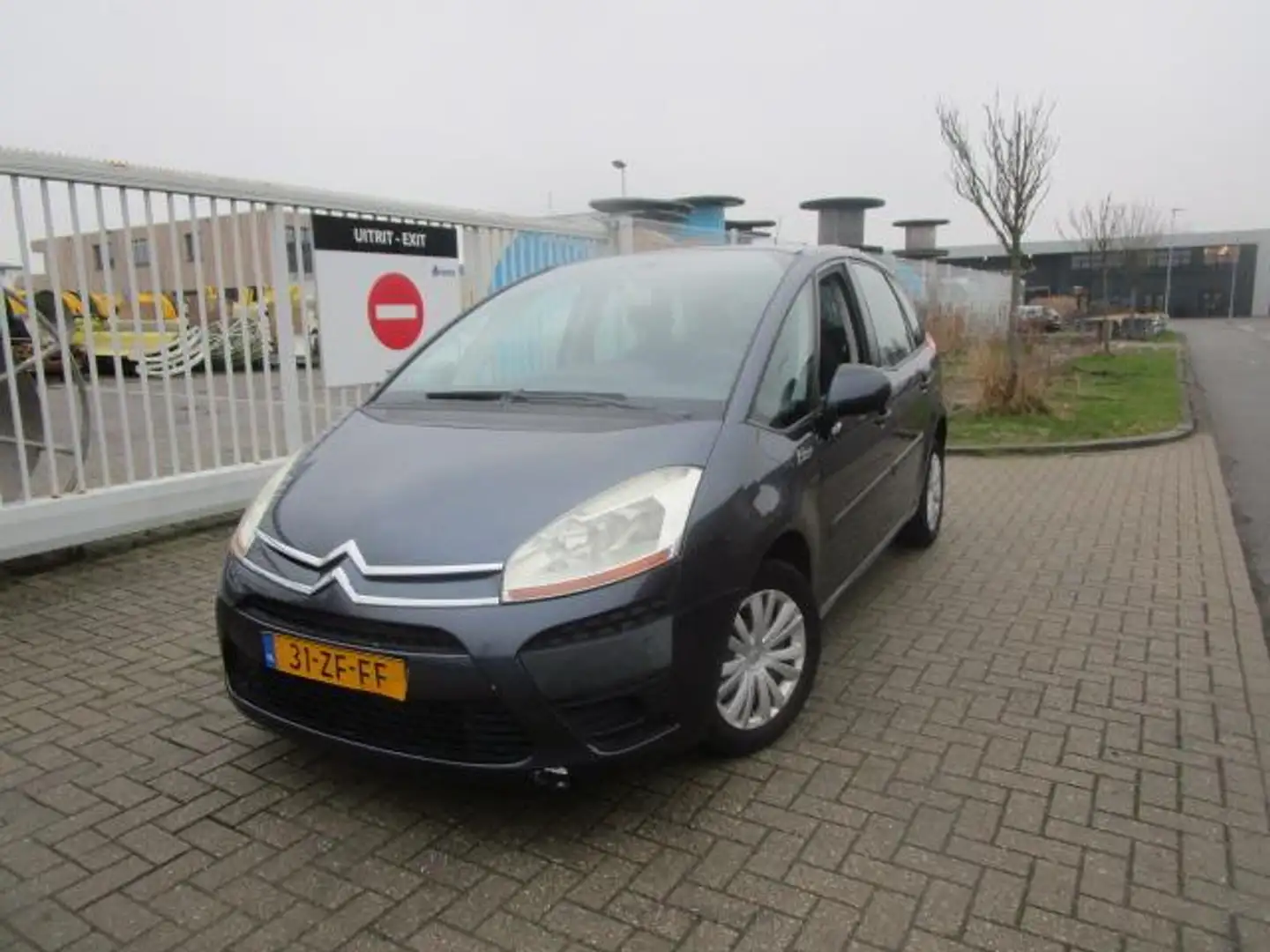 Citroen C4 Picasso 1.8-16V Prestige 5p. Burdeos - 1
