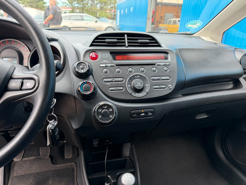 Honda Jazz 1.4 Trend**80TKM*Allwetter*Klima** — photo 14