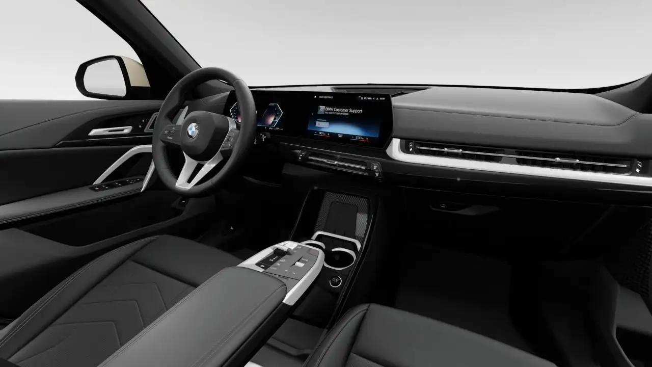 BMW X1 снимка BMW X1