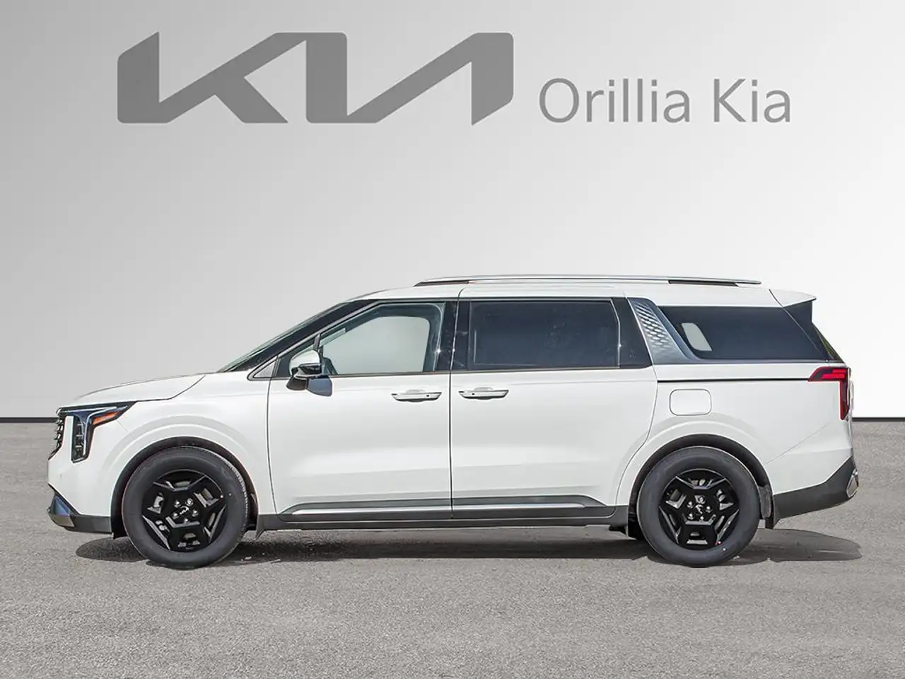 Kia Carnival снимка Kia Carnival