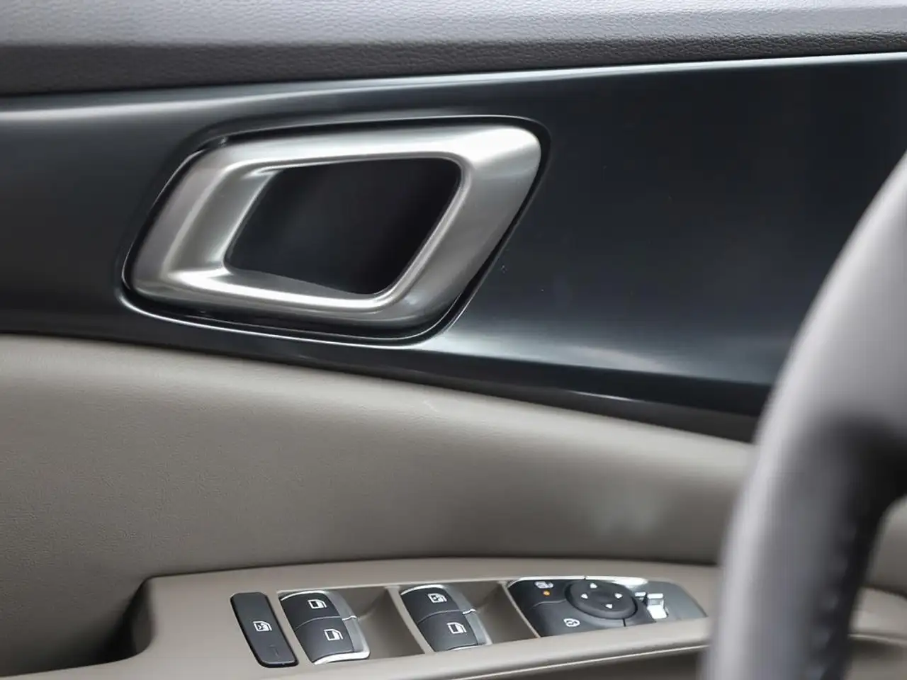 Kia Carnival снимка Kia Carnival