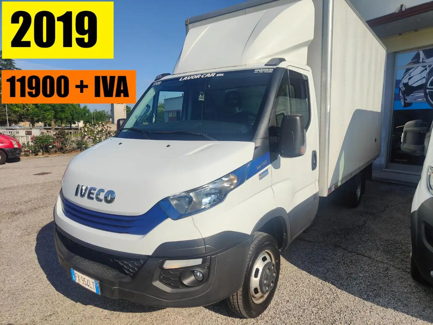 Iveco Daily 35 DEL 2019 BENZINA METANO CENTINATO Blanco - 1