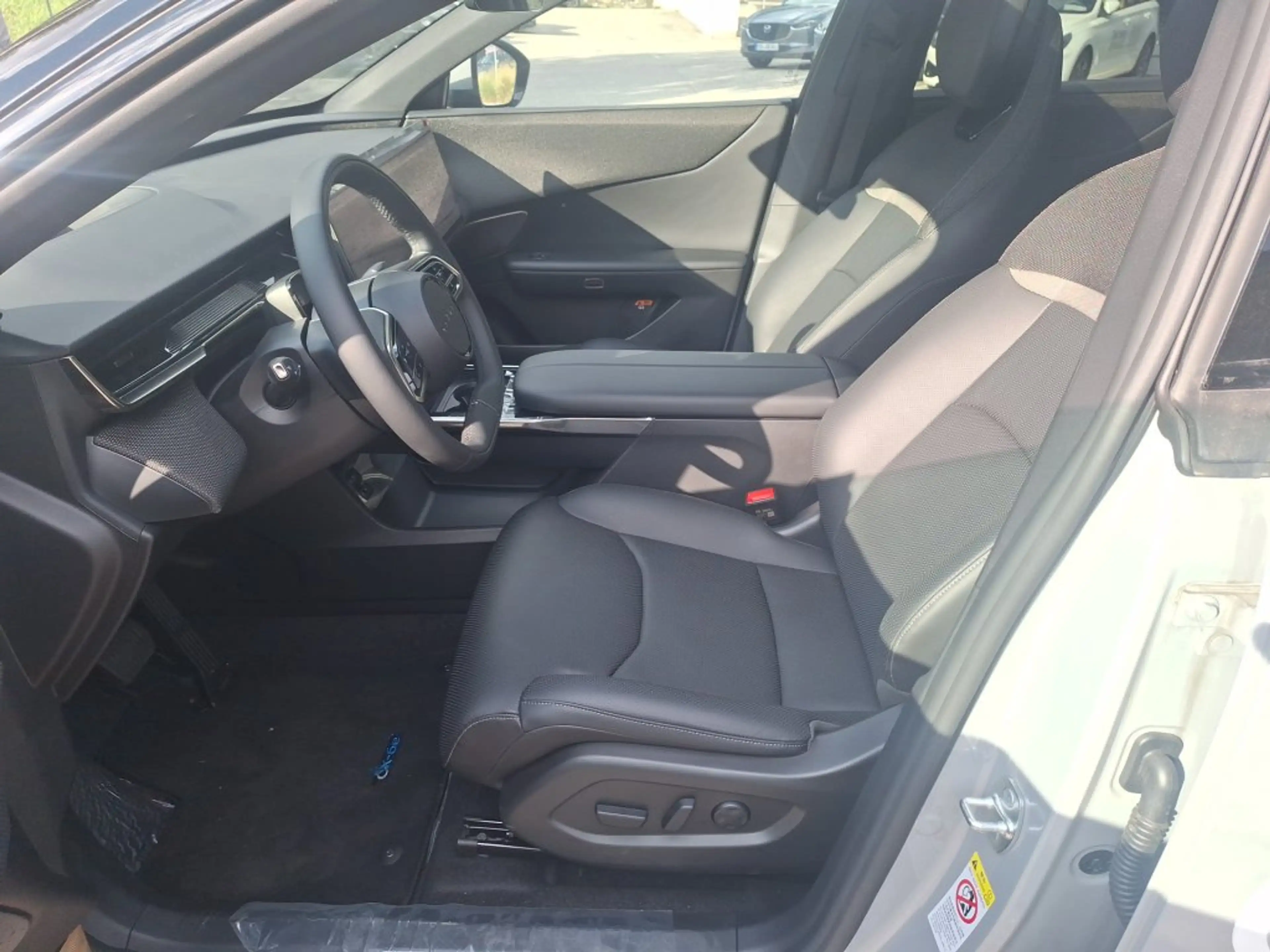 Mazda CX-6e EV 258ps AT RWD Takumi LEDER SCHW 21ALU — photo 8