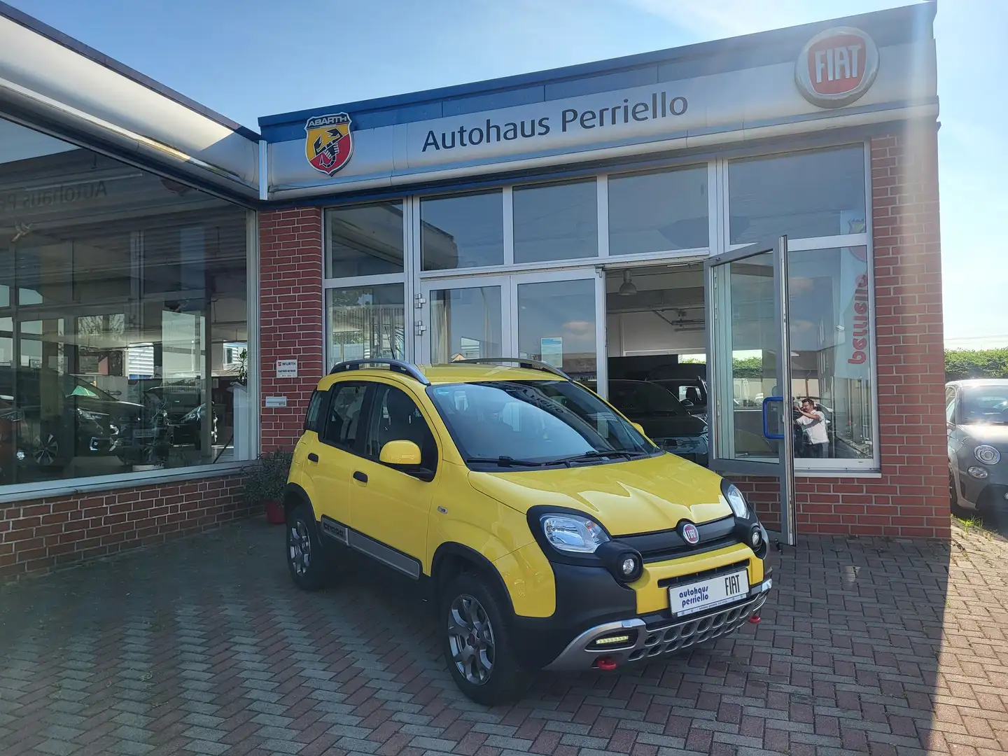 Fiat Panda Cross 4x4 1.3 Multijet Diesel Jaune - 1