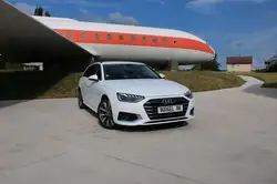 Audi A4 35 TDI BUISNESS LINE 163 CV GPS 3D CAMÉRA USB JA 17 FULL
