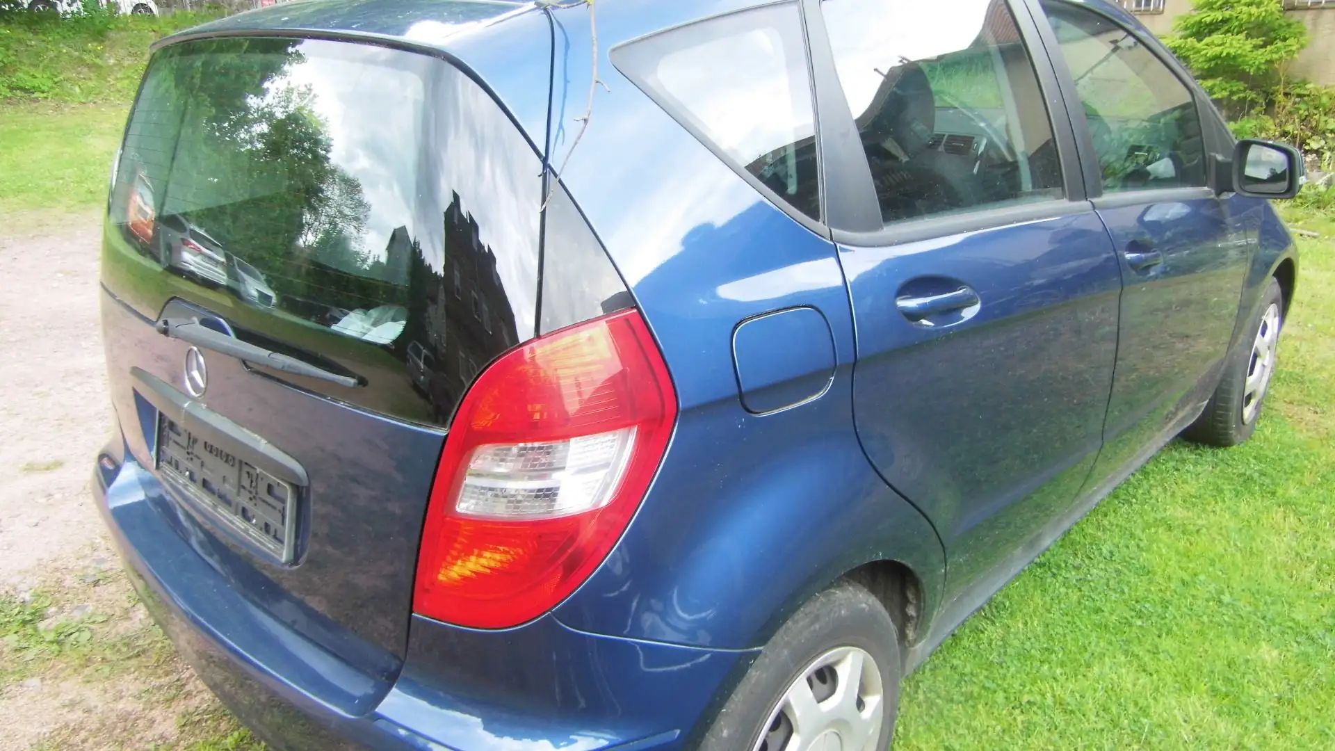 Mercedes-Benz 180 Blau - 1