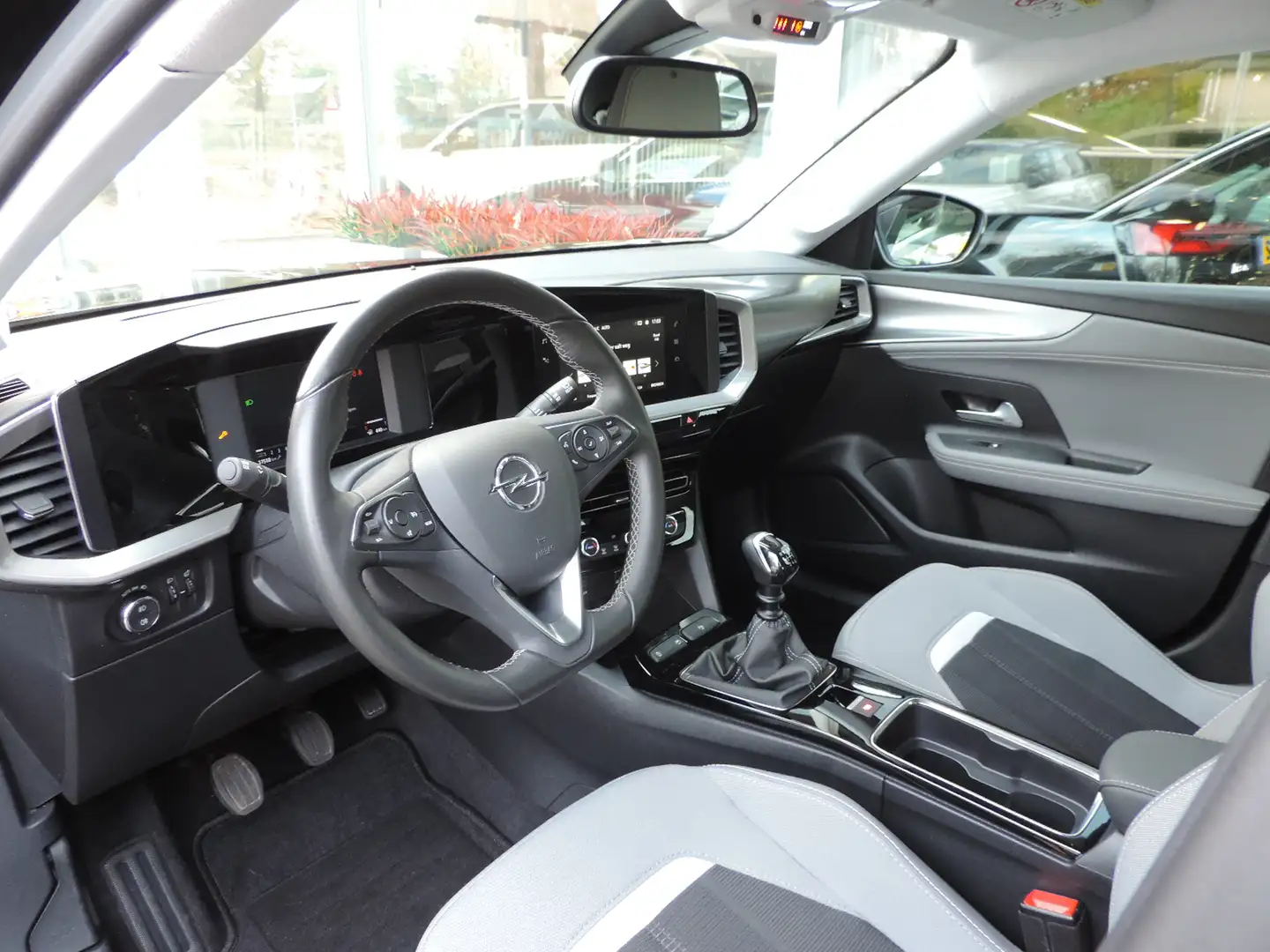 Opel Mokka 1.2 Turbo 136pk Elegance - Nav | CarPlay | Camera Zwart - 2