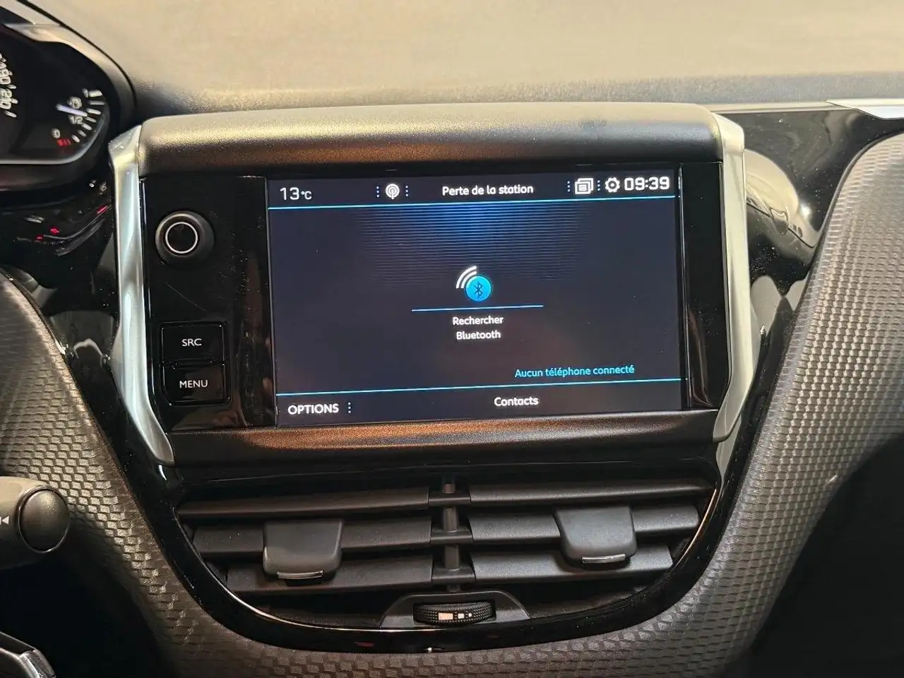 Peugeot 208 208 — photo 27
