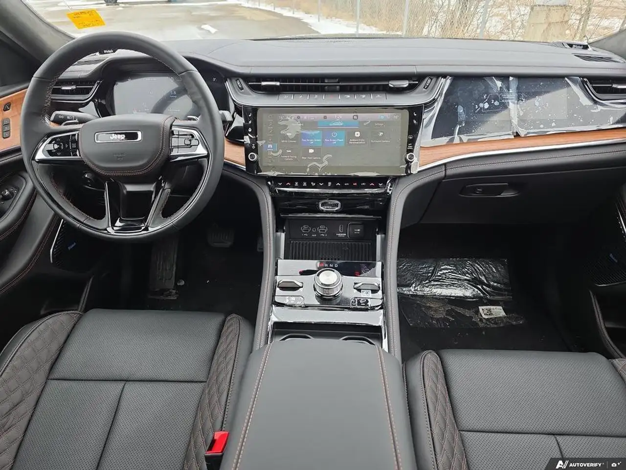 Jeep Grand Cherokee снимка Jeep Grand Cherokee