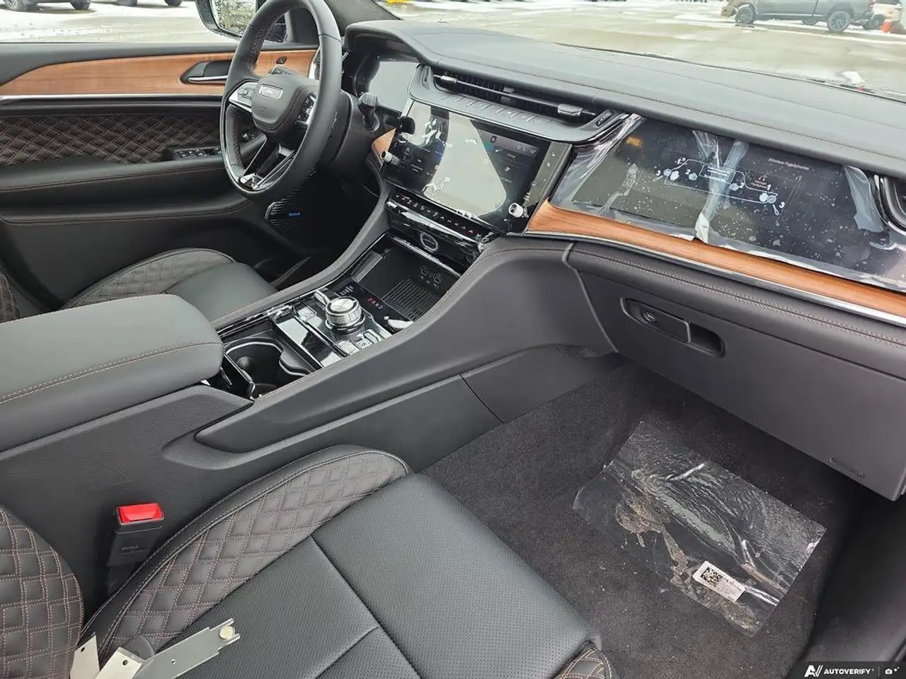 Jeep Grand Cherokee снимка Jeep Grand Cherokee