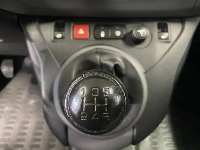 Peugeot Partner view 10