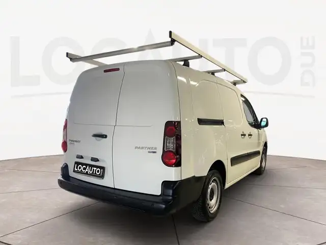 Peugeot Partner view 3
