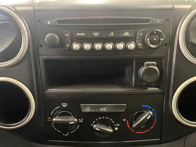 Peugeot Partner view 9