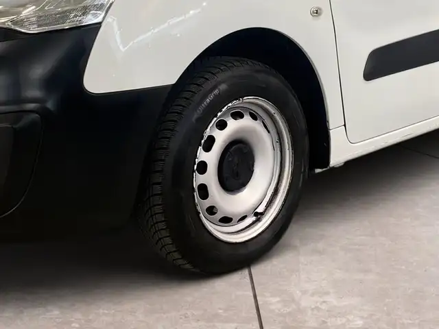Peugeot Partner view 15