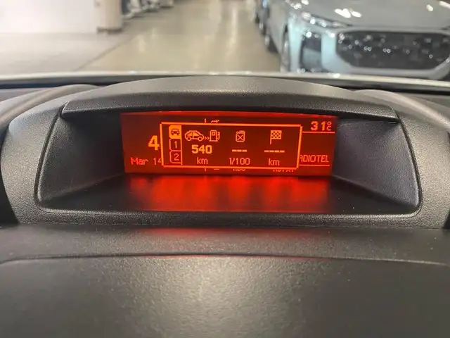 Peugeot Partner view 8