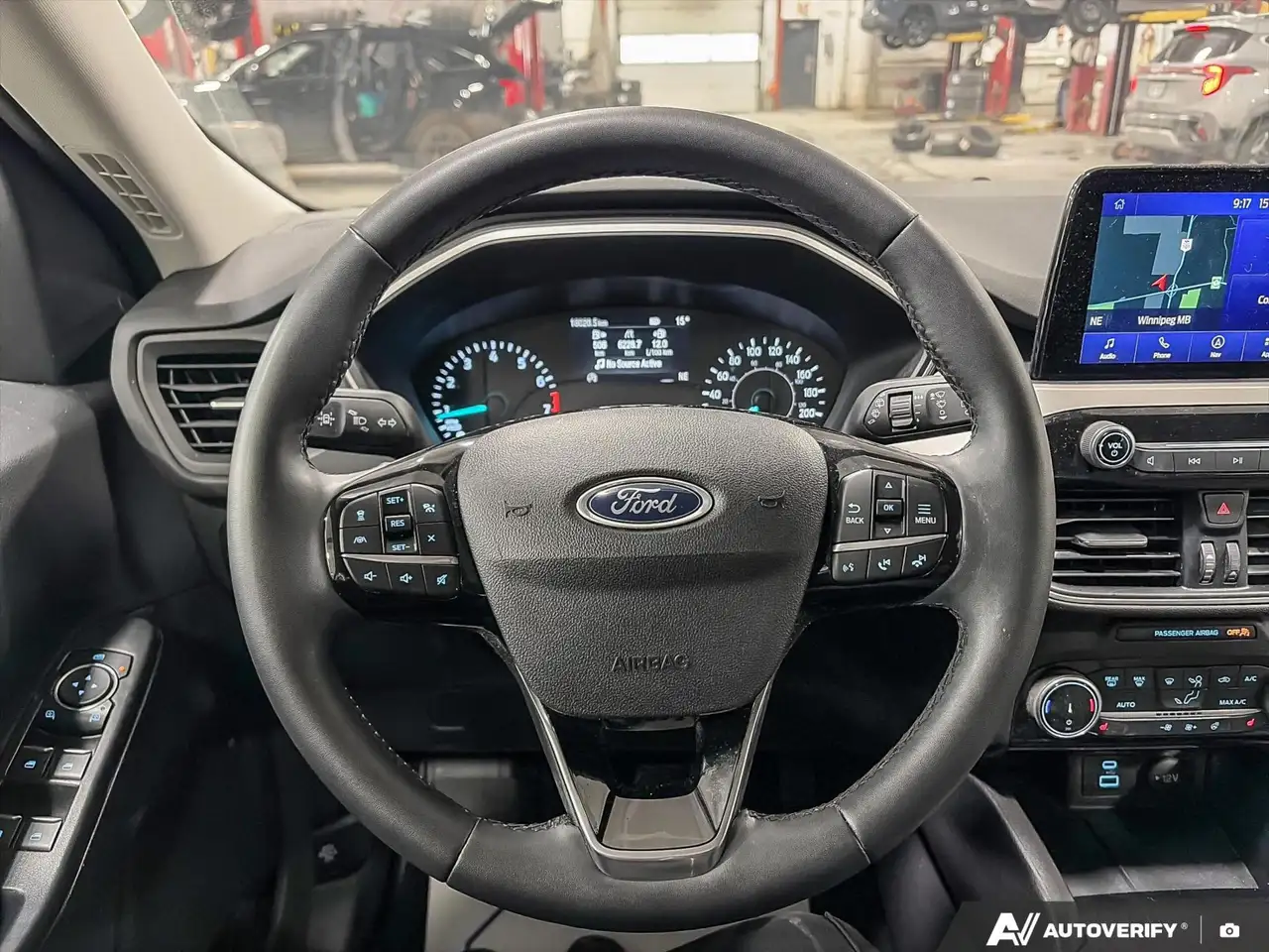 Ford Escape снимка Ford Escape