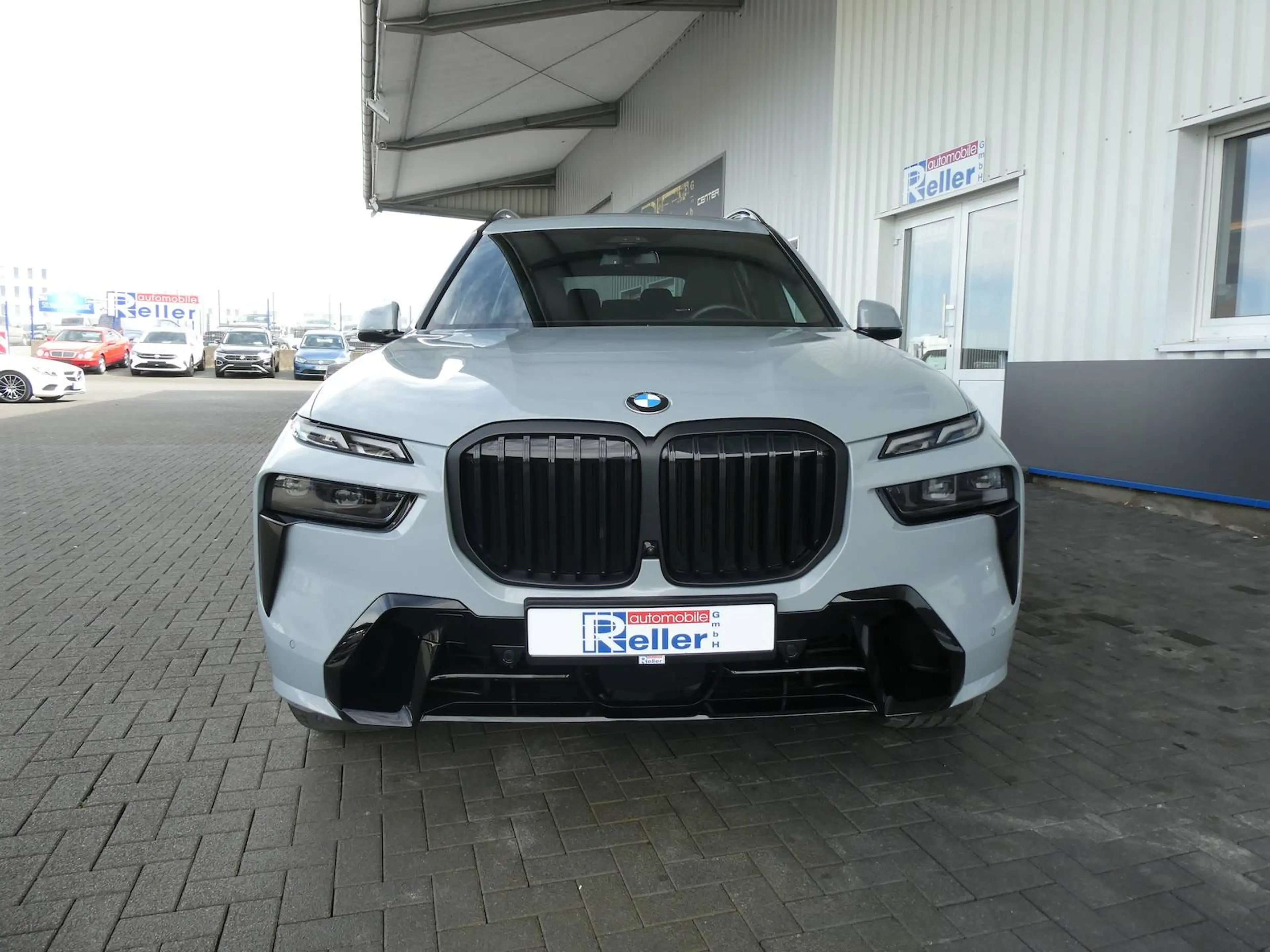 BMW X7 xDrive 40 d M Sport — photo 2