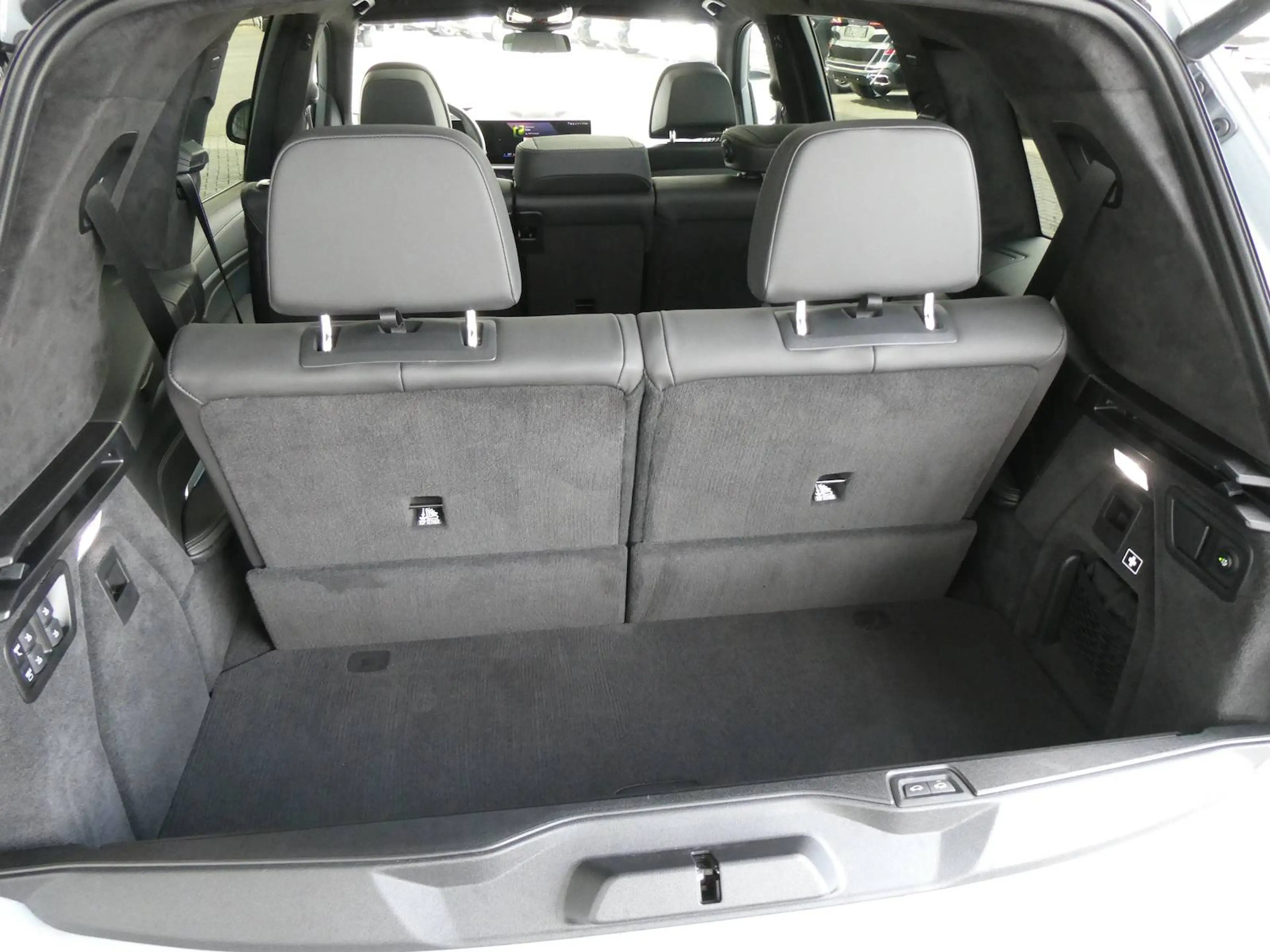 BMW X7 xDrive 40 d M Sport — photo 15