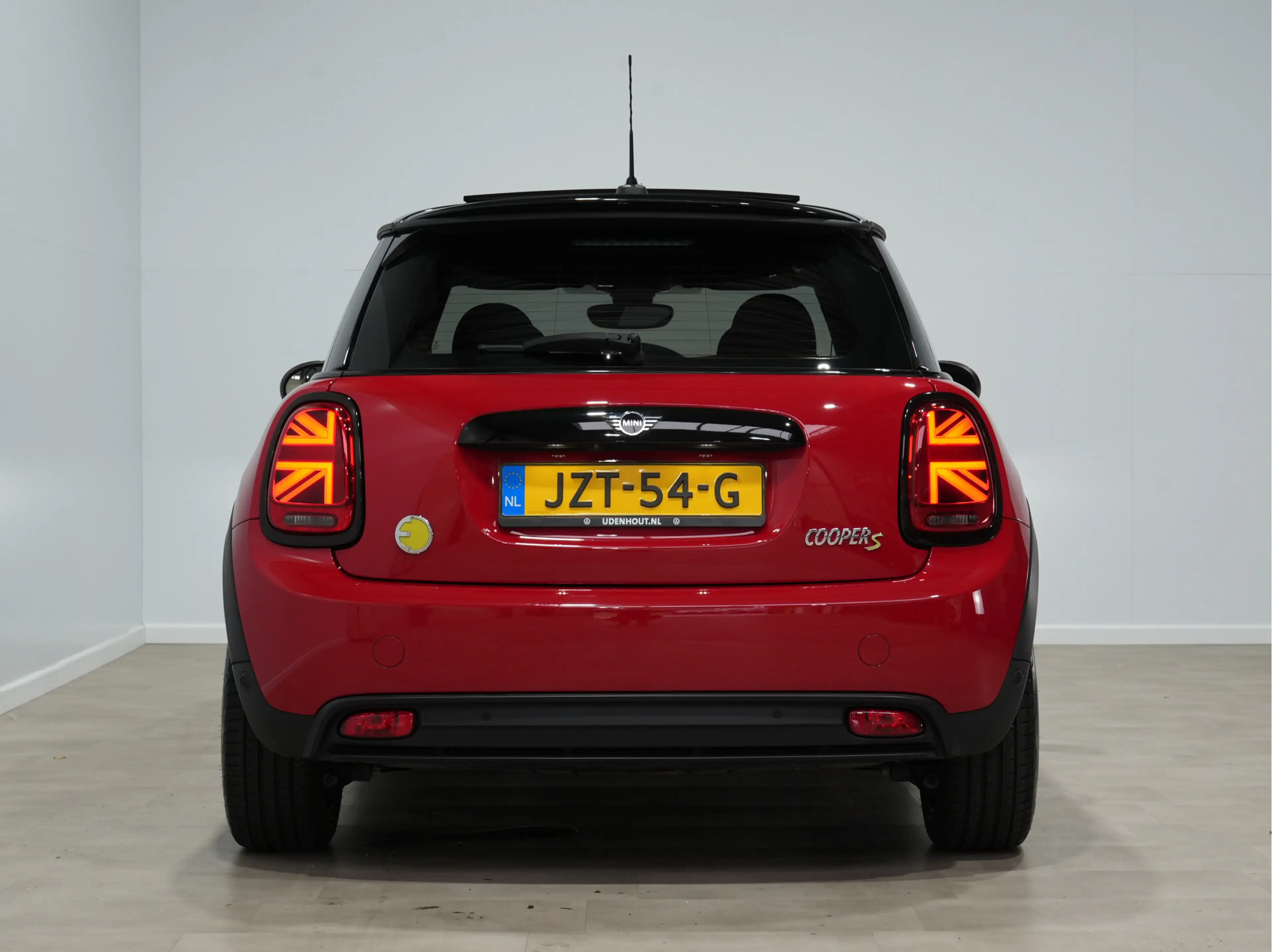 MINI Electric Classic 33 kWh Navigatie | Cruise | Airco — photo 5