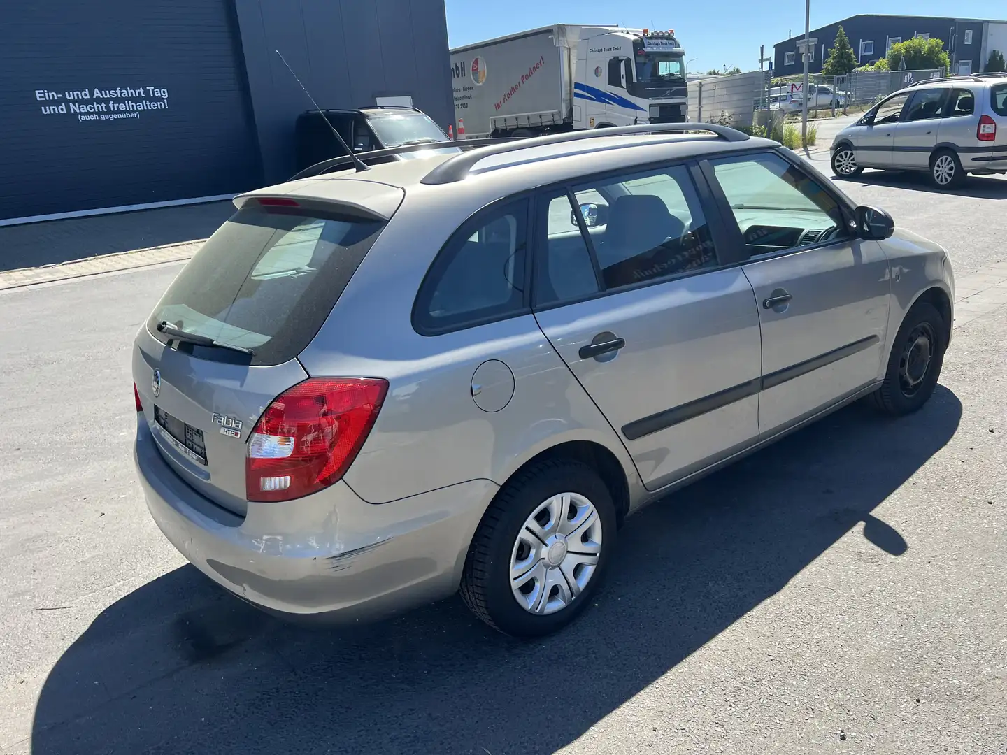 Skoda Fabia 1.2 HTP Combi Ambiente,Klima,1.Hand Or - 2