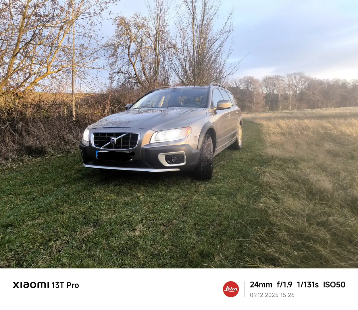 Volvo XC70 Kinetic AWD Grau - 1