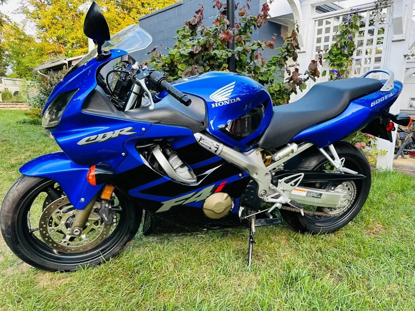 Honda CBR 600 F4i Modrá - 2