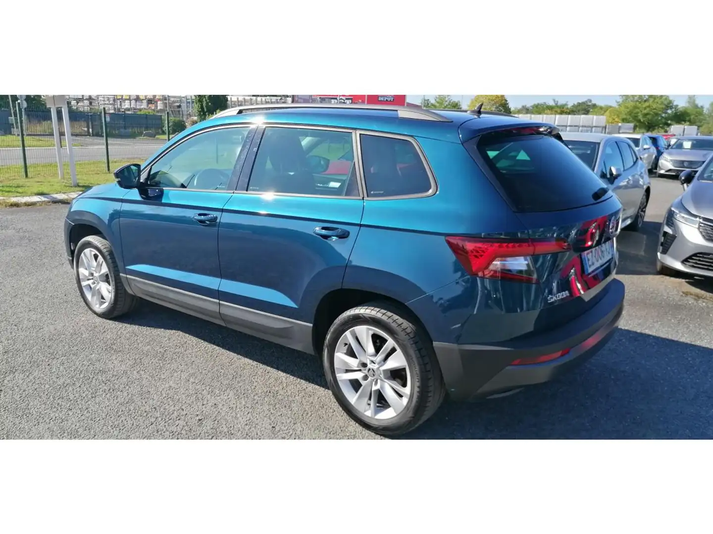 Skoda Karoq 1.6 TDI SCR 116 Ambition Bleu - 2