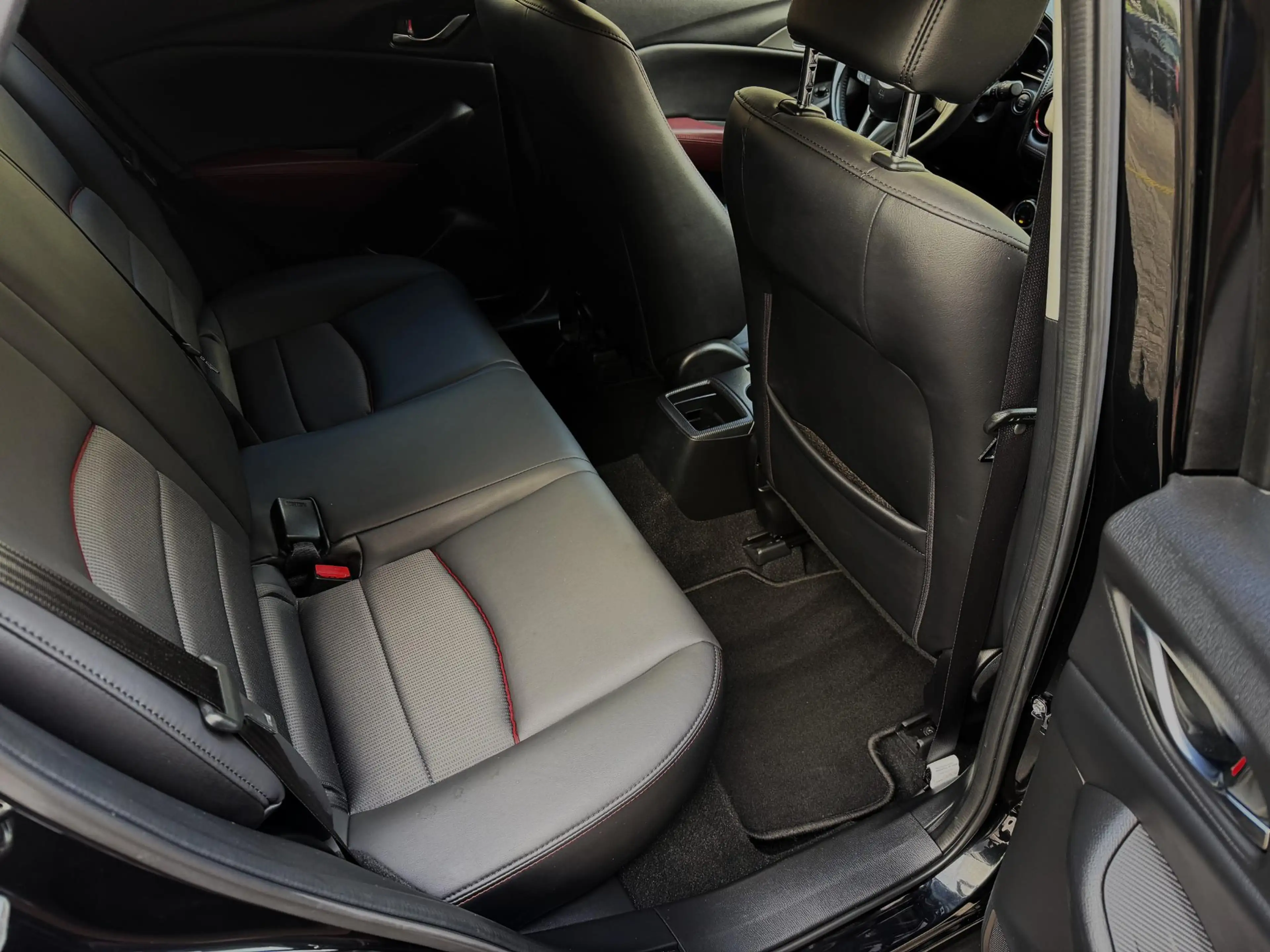 Mazda CX-3 2.0 SkyActiv-G 120 GT-M — photo 11
