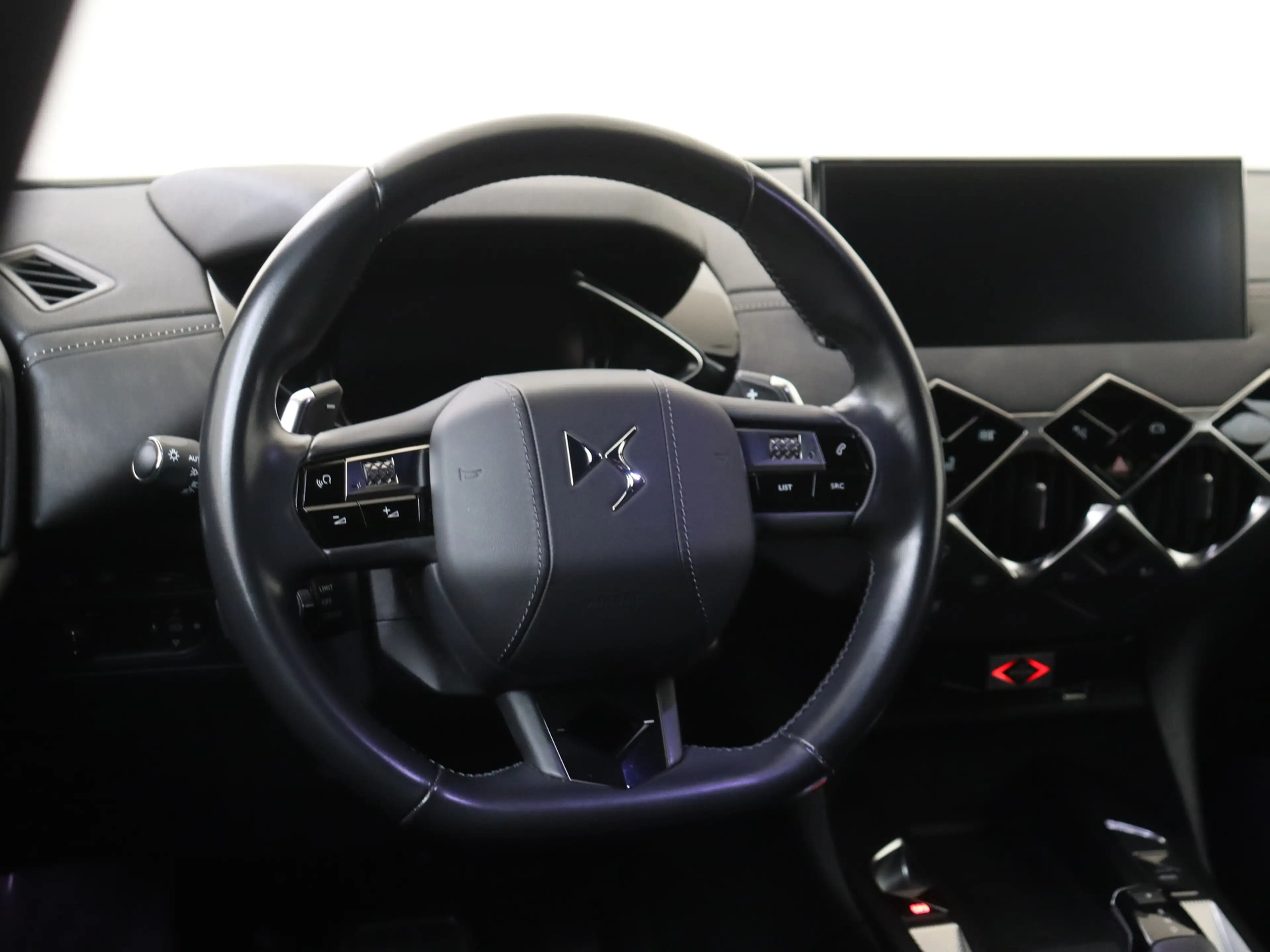 DS Automobiles DS 3 Crossback 1.2 PureTech Grand Chic | Stoelverwarming | — photo 6