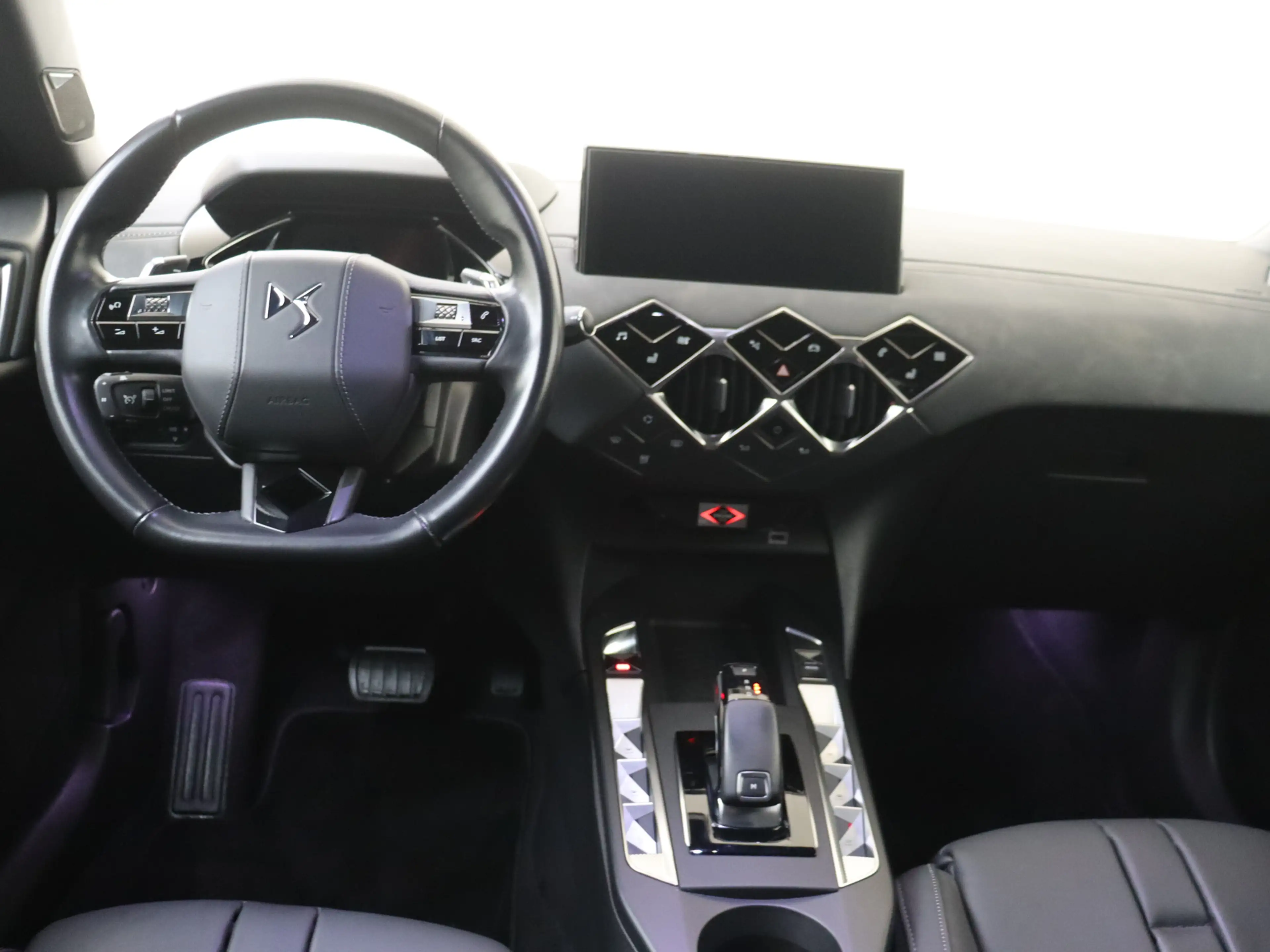 DS Automobiles DS 3 Crossback 1.2 PureTech Grand Chic | Stoelverwarming | — photo 5