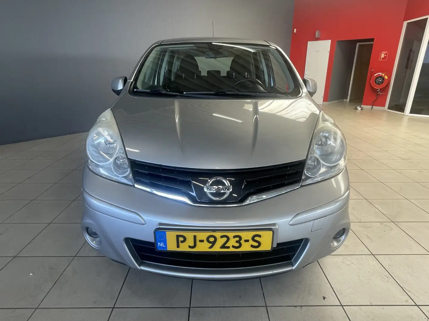 Nissan Note 1.4 Visia Hoge instap, Airco 365 dagen garantie, B Gris - 2