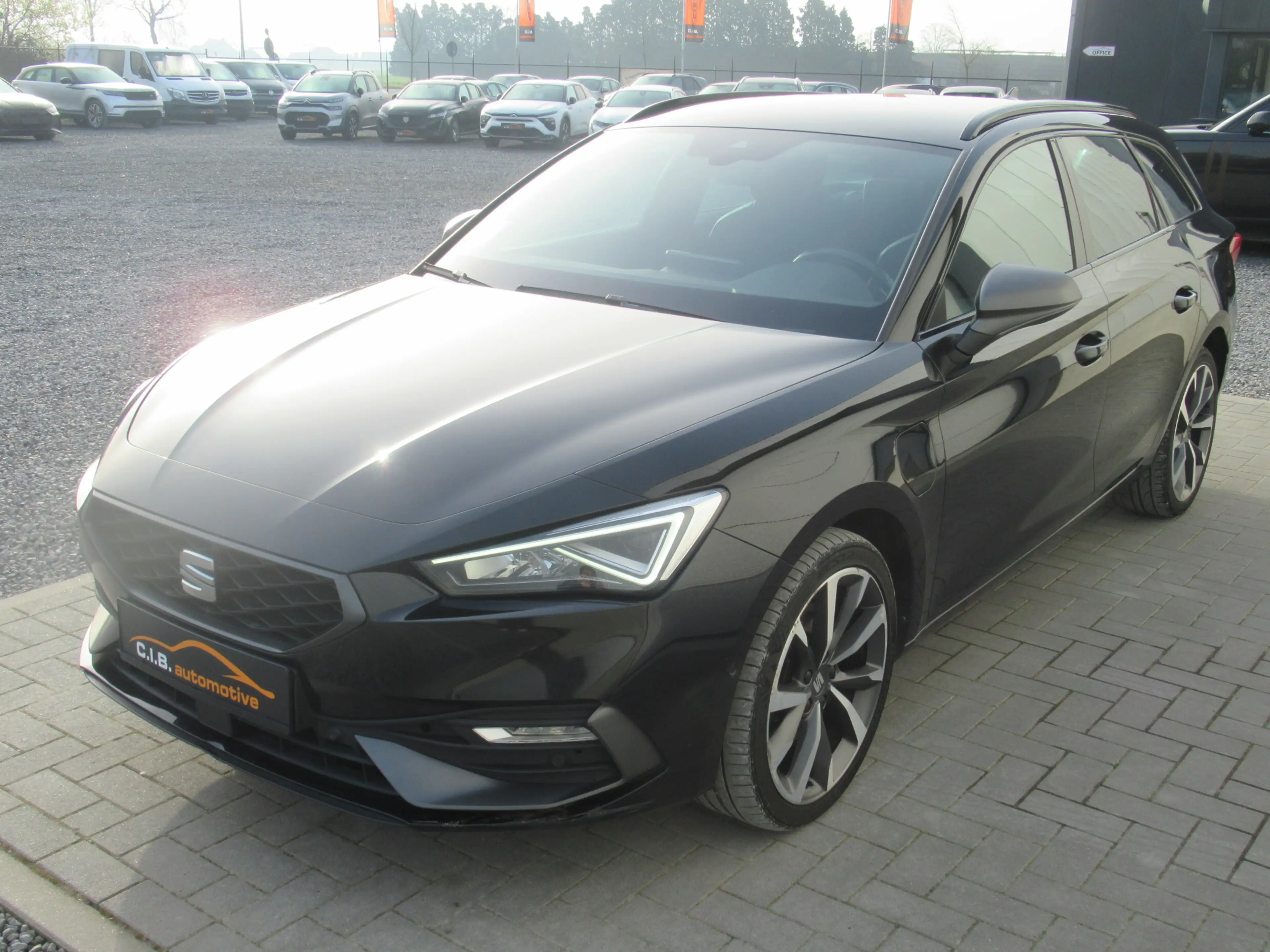 SEAT Leon e-Hybrid SP 1.4 FR PHEV /€10.990 netto / Carplay / ... — photo 6