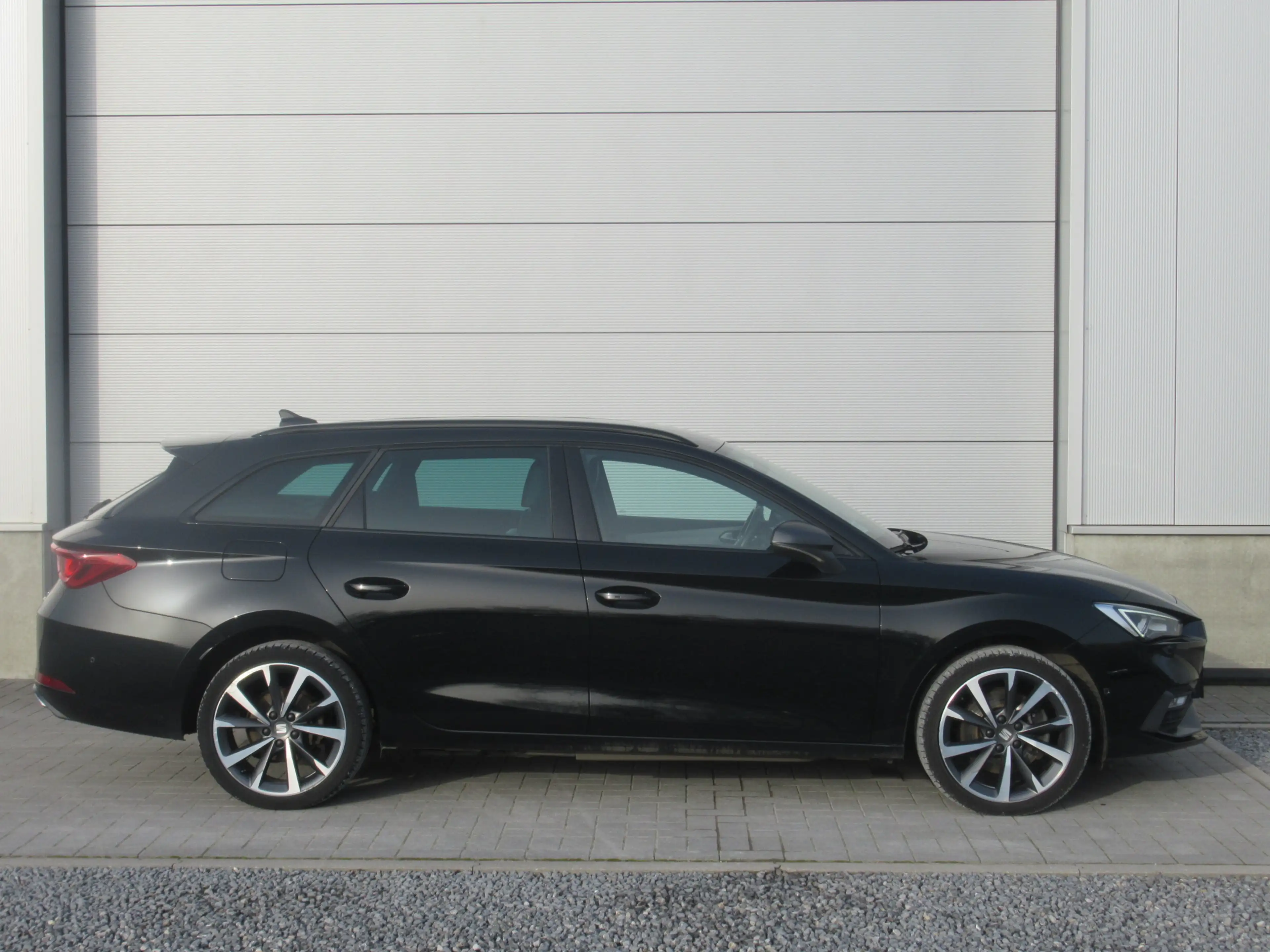 SEAT Leon e-Hybrid SP 1.4 FR PHEV /€10.990 netto / Carplay / ... — photo 2